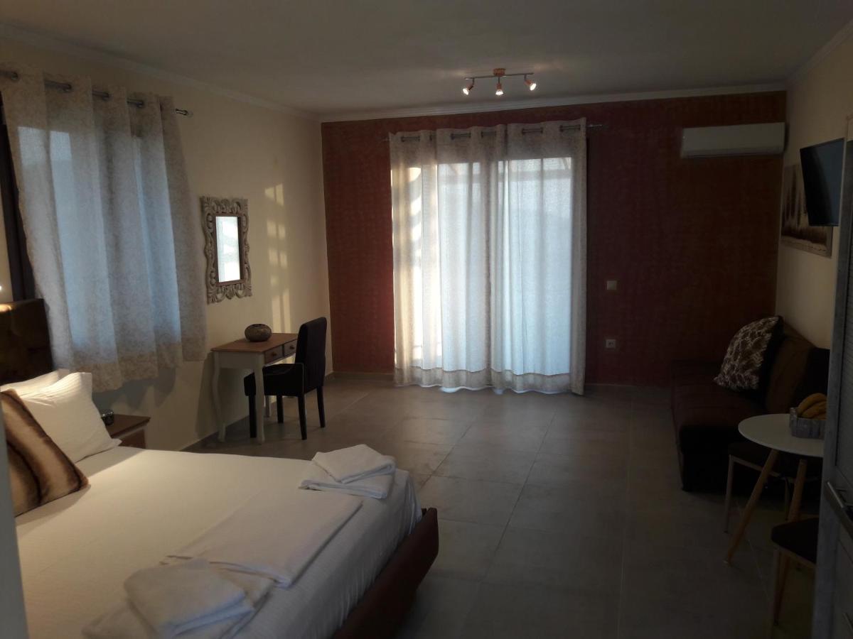 Castro Elafonisos Hotel Bagian luar foto